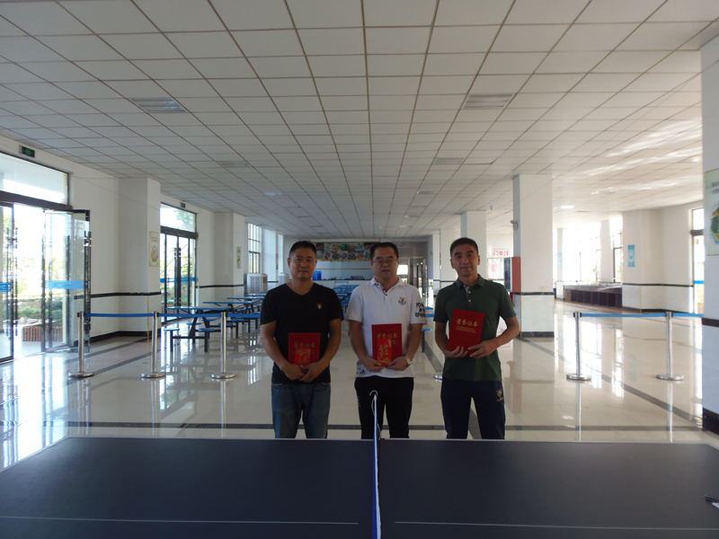 中亚科技有限公司举办员工迎中秋球类比赛